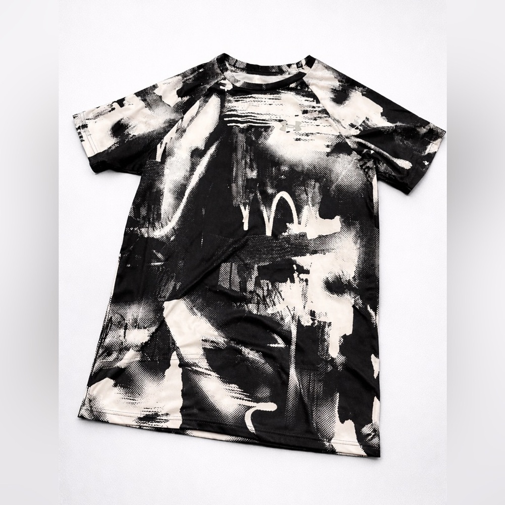 Under Armour Boys Large Athletic Shirt Black White Abstract Performance Tee YLG